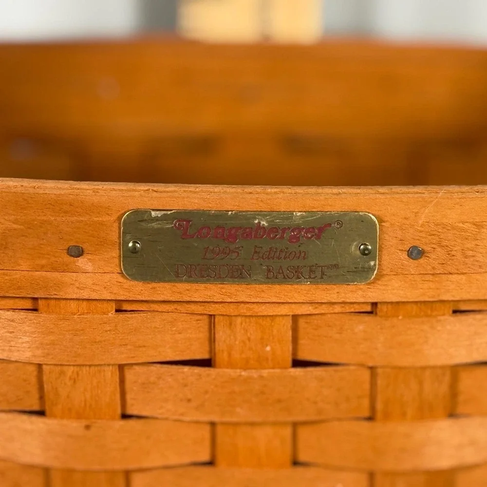 Longaberger 1995 Edition Dresden Basket Handwoven Wood with Liner and Handle